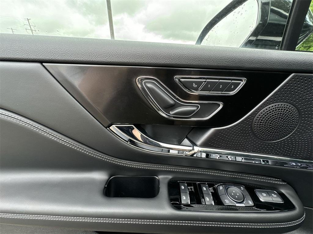 new 2024 Lincoln Corsair car, priced at $46,267