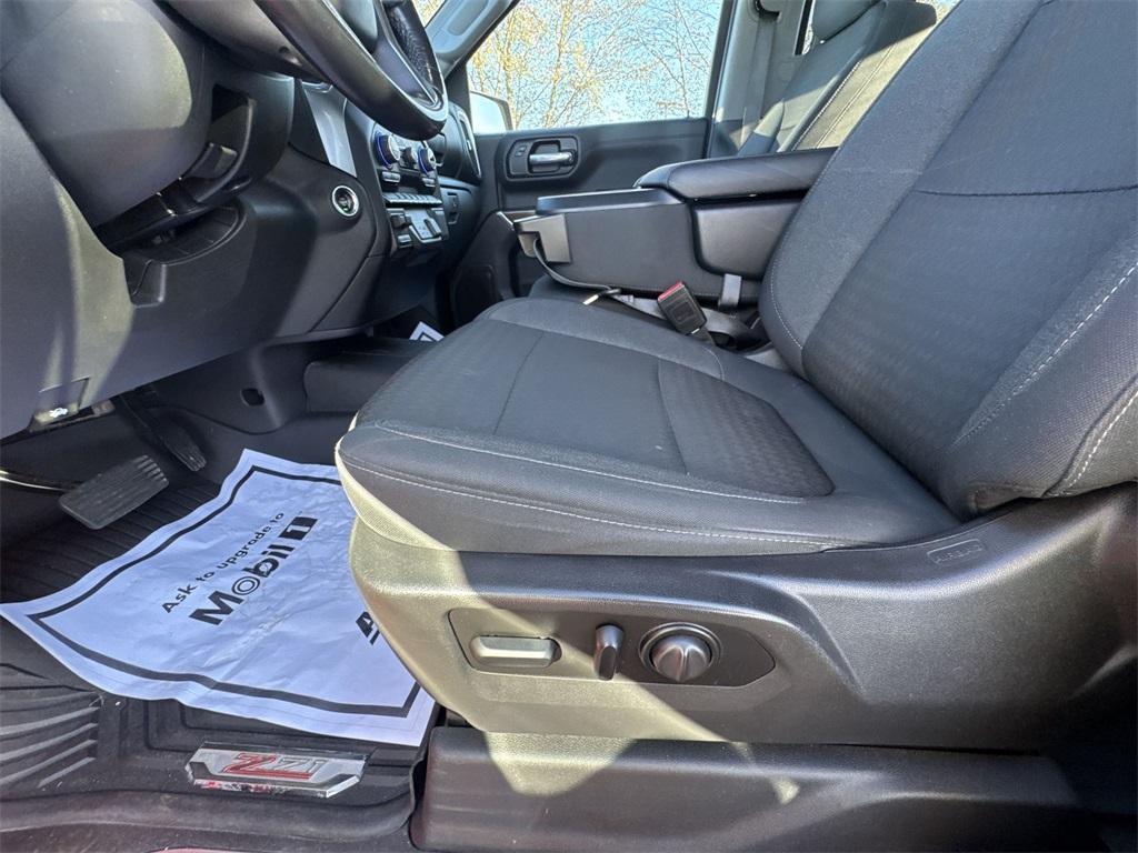 used 2021 Chevrolet Silverado 1500 car, priced at $36,900