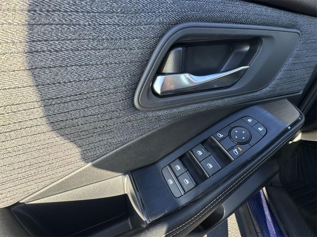 used 2023 Nissan Rogue car, priced at $22,875