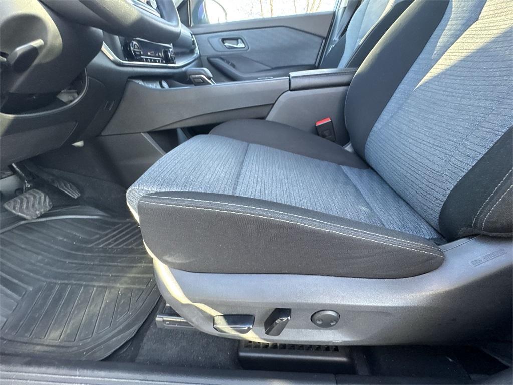 used 2023 Nissan Rogue car, priced at $22,875