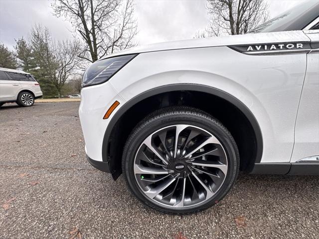 new 2025 Lincoln Aviator car, priced at $75,752