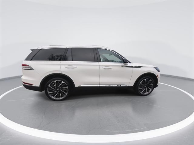 new 2025 Lincoln Aviator car, priced at $75,752