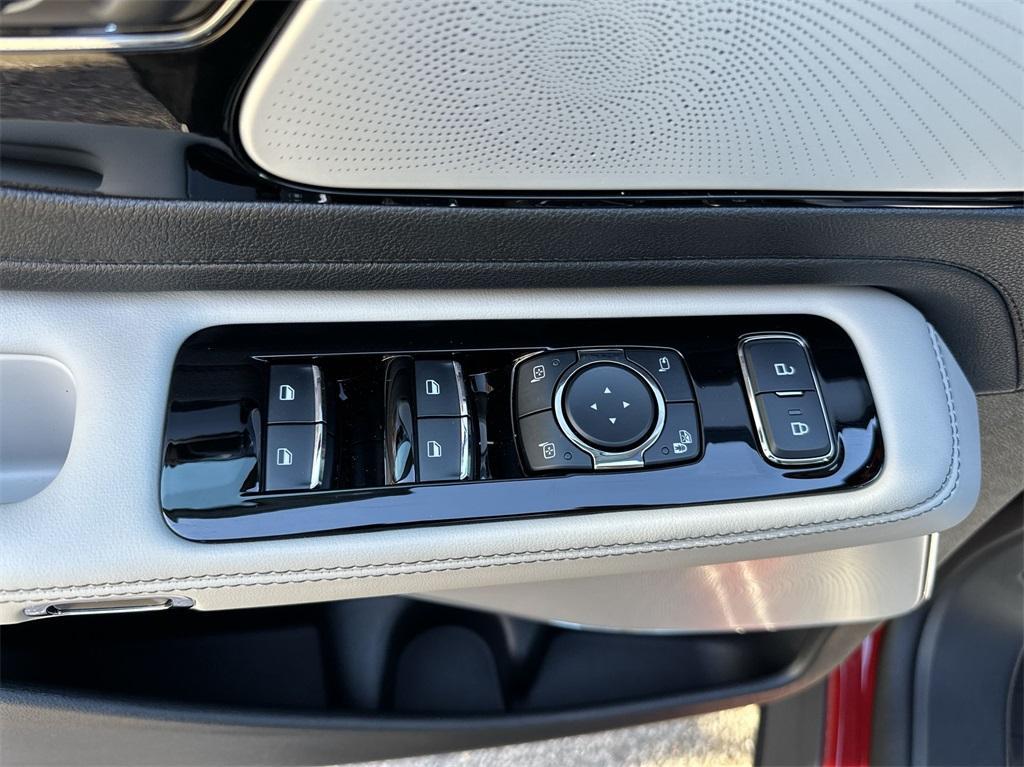 new 2025 Lincoln Aviator car, priced at $76,000