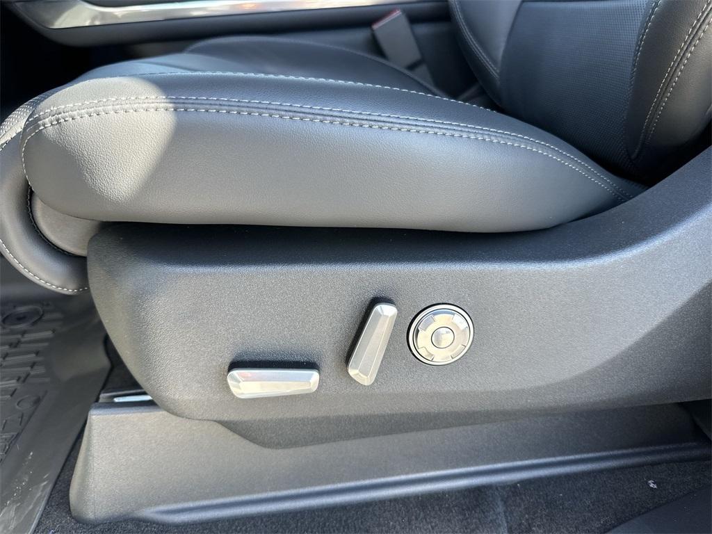 new 2025 Lincoln Navigator L car, priced at $102,797