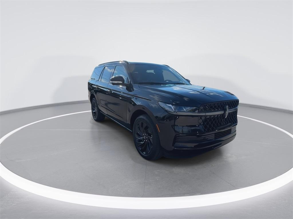 new 2025 Lincoln Navigator car, priced at $106,090
