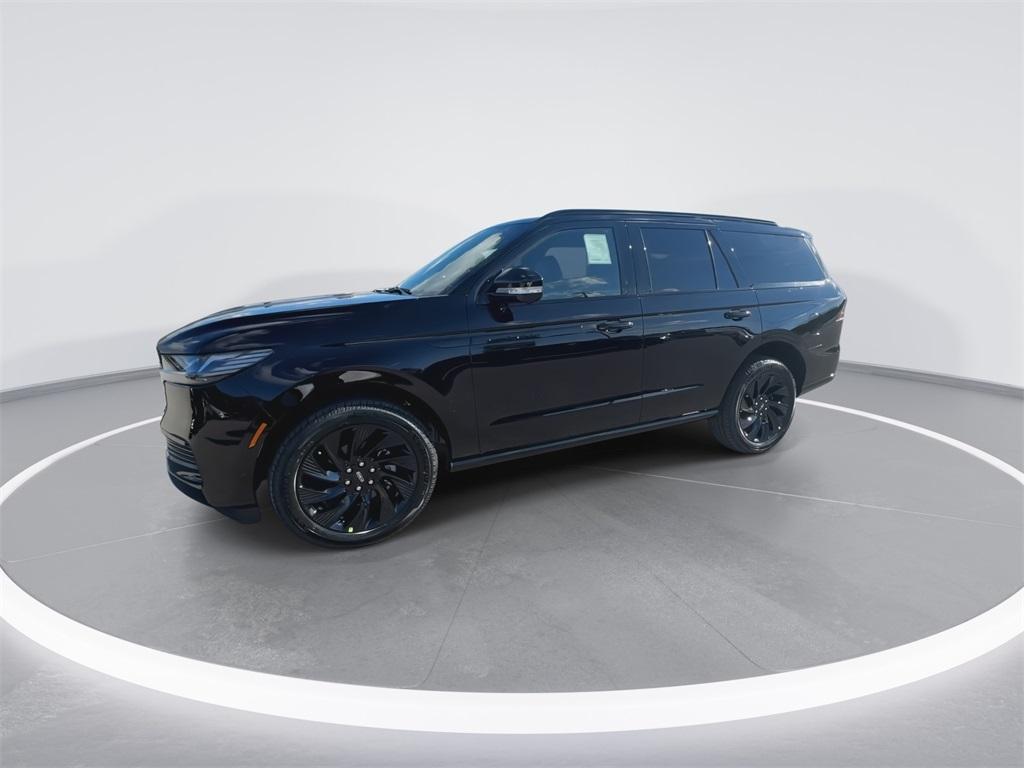 new 2025 Lincoln Navigator car, priced at $106,090