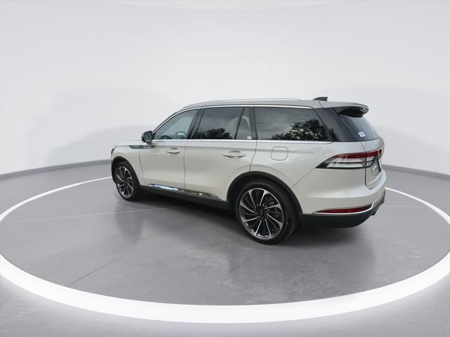 new 2025 Lincoln Aviator car, priced at $77,700