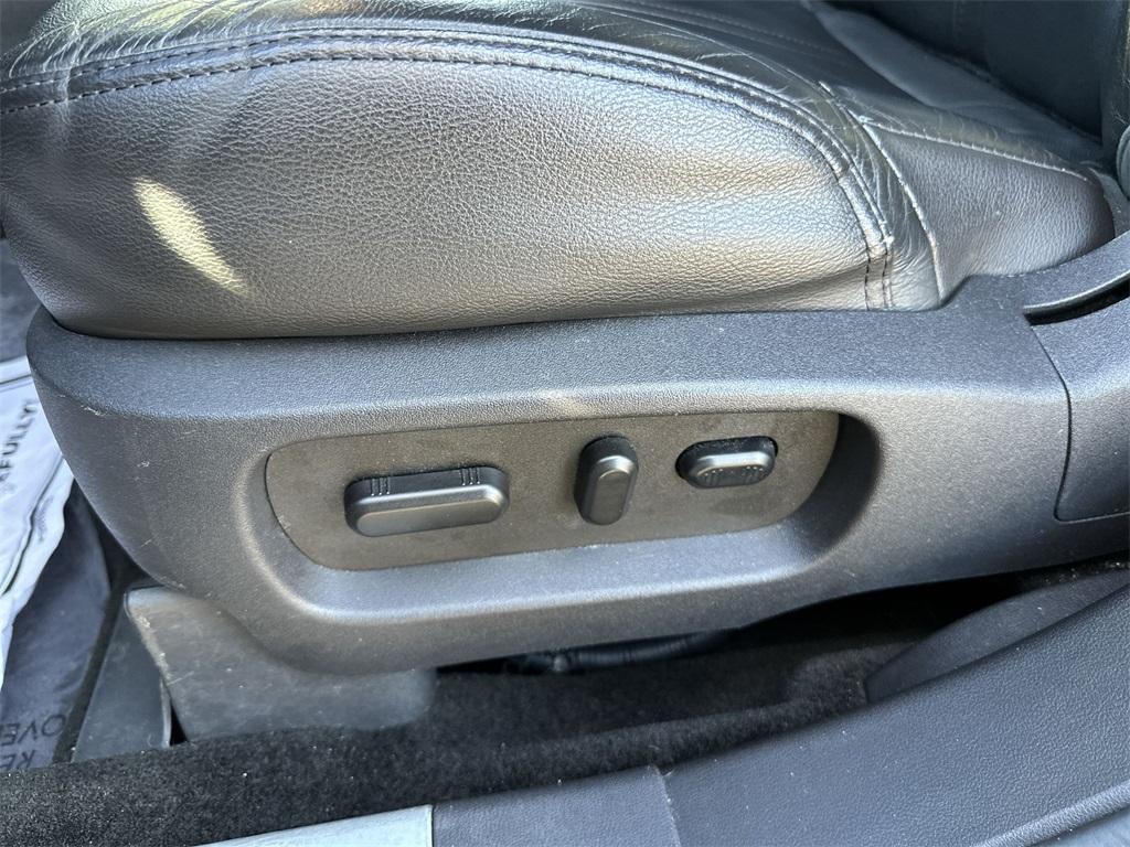 used 2018 Lincoln MKT car, priced at $13,488