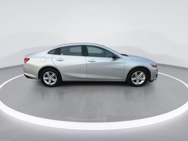 used 2022 Chevrolet Malibu car, priced at $21,800