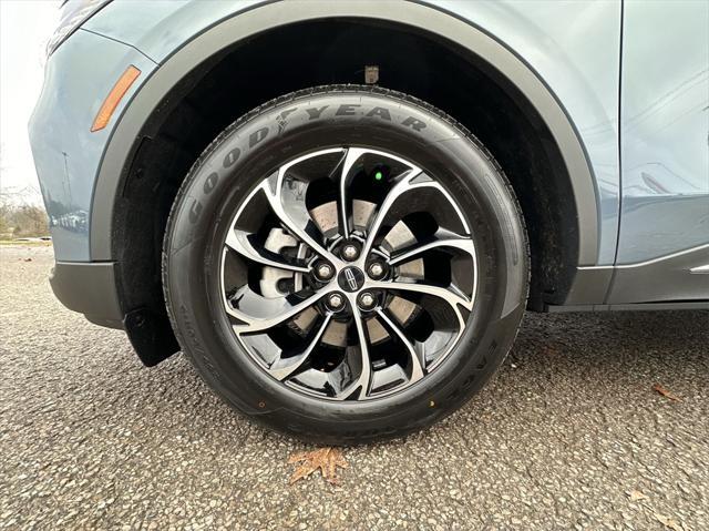 new 2025 Lincoln Nautilus car, priced at $57,158