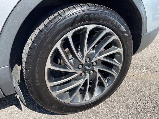 used 2019 Lincoln Nautilus car, priced at $25,000