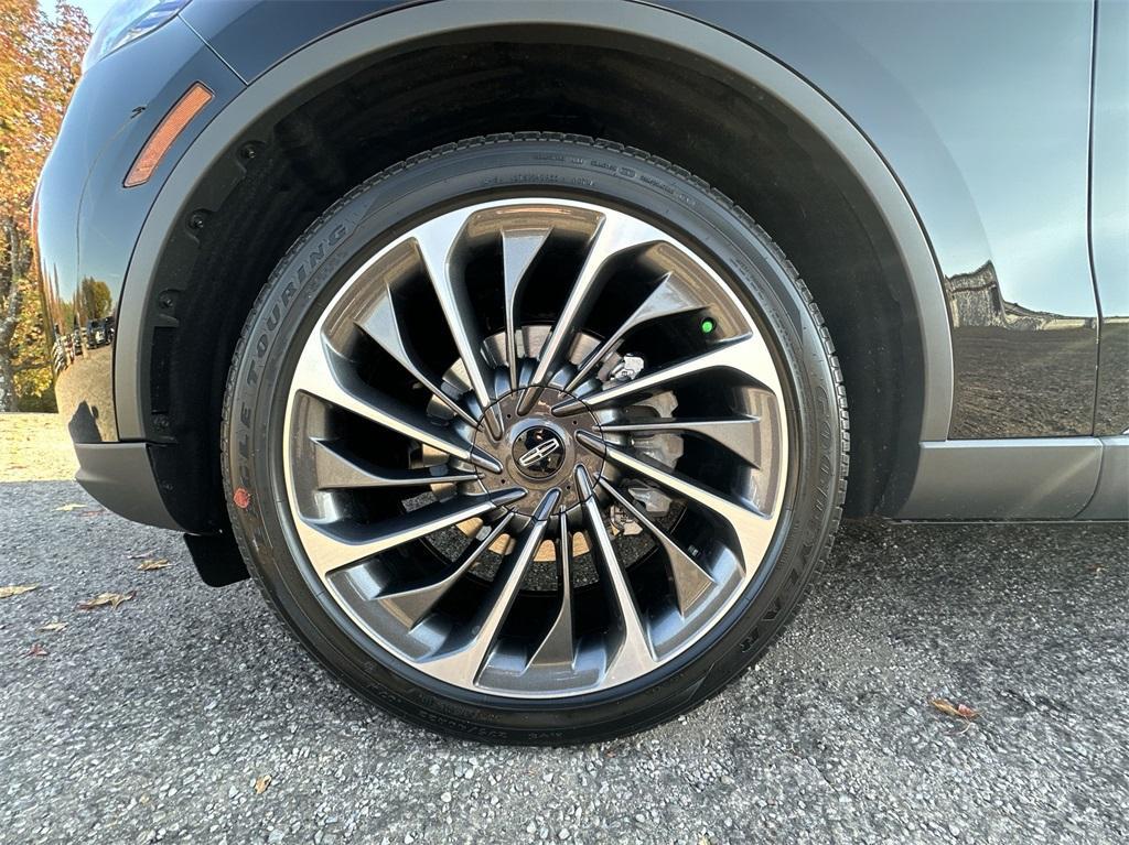 new 2025 Lincoln Aviator car, priced at $75,997