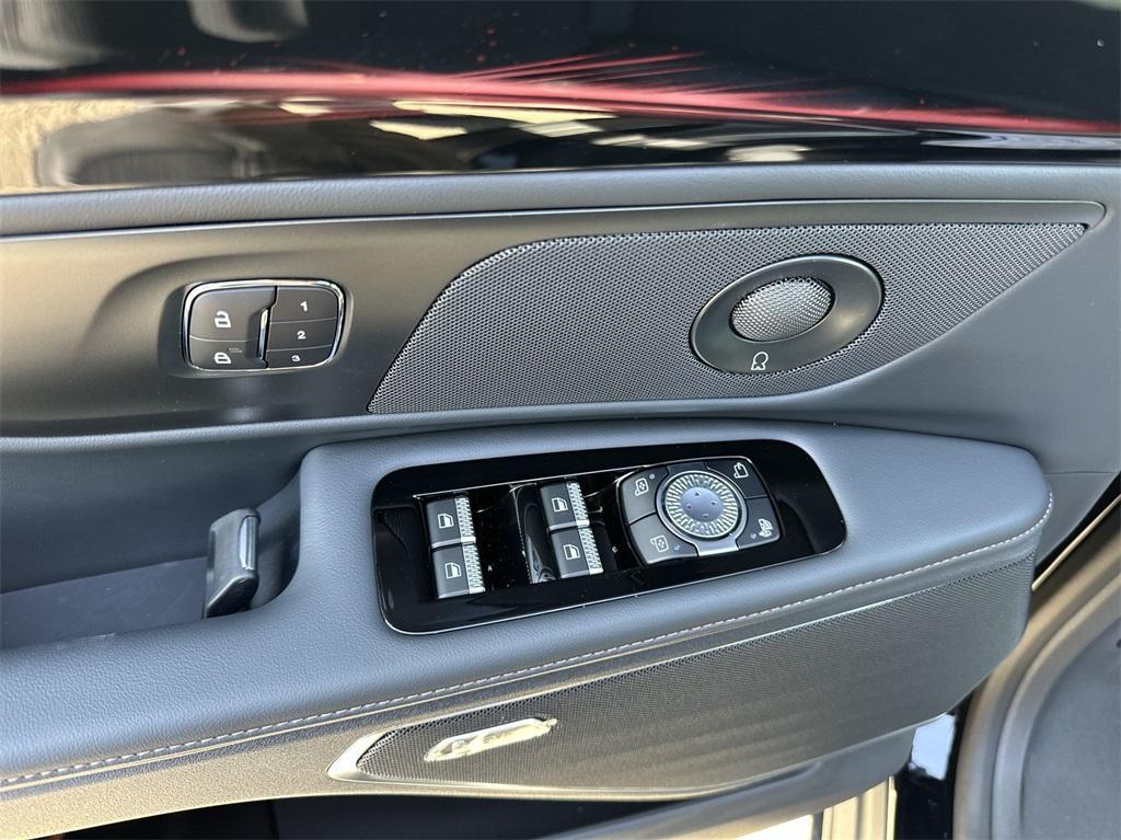 new 2025 Lincoln Nautilus car, priced at $63,500