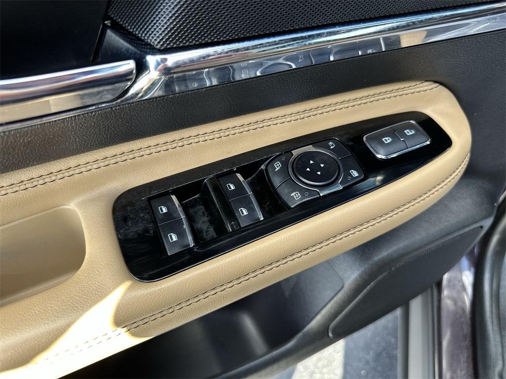 used 2023 Lincoln Corsair car, priced at $37,498