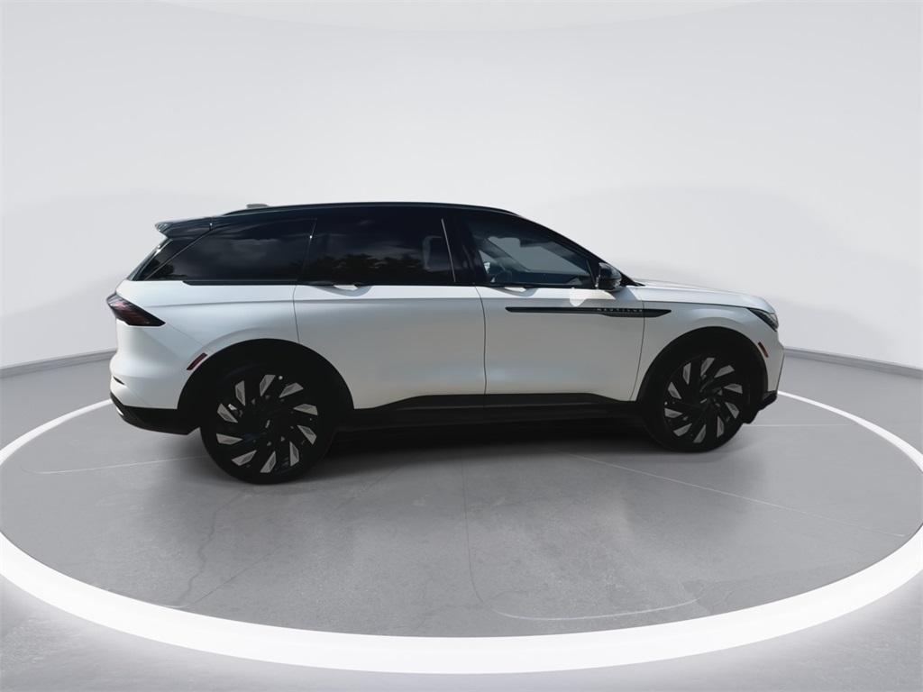 new 2025 Lincoln Nautilus car, priced at $69,031