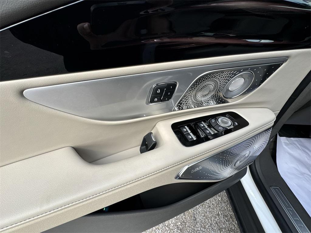 new 2025 Lincoln Nautilus car, priced at $69,031