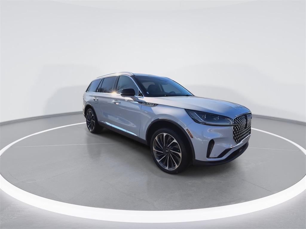 new 2025 Lincoln Aviator car, priced at $75,900