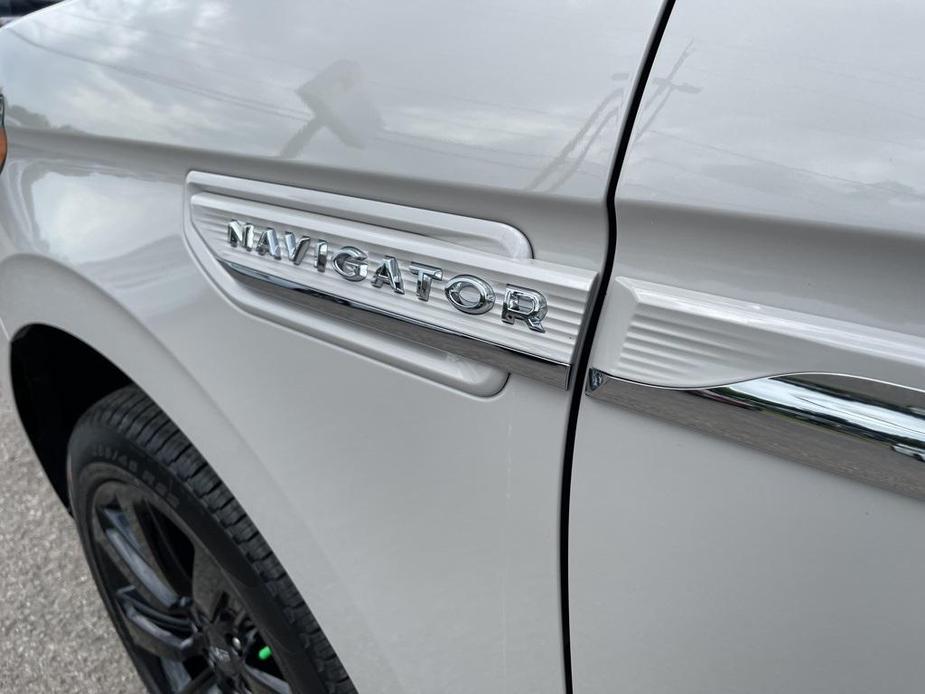 new 2024 Lincoln Navigator L car, priced at $103,318