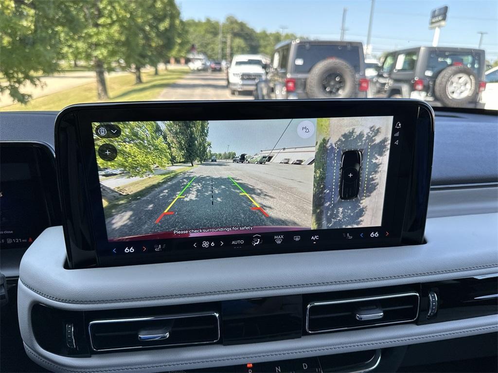 new 2025 Lincoln Aviator car, priced at $72,967