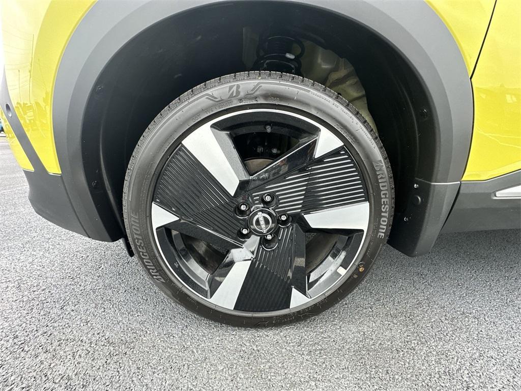 used 2025 Nissan Kicks car, priced at $25,554