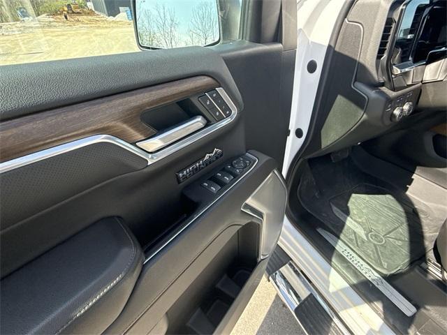 used 2022 Chevrolet Silverado 1500 car, priced at $48,924