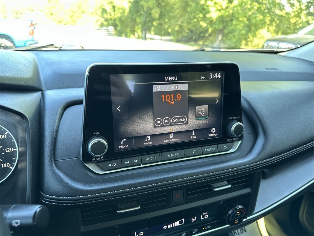 used 2024 Nissan Rogue car, priced at $24,984