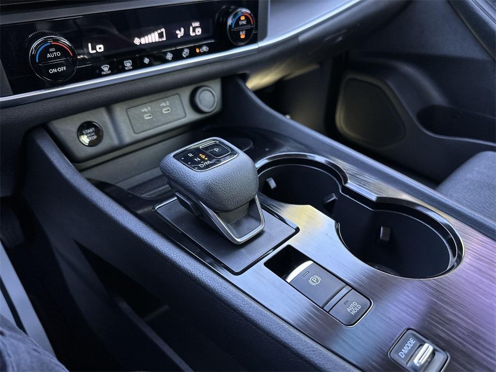 used 2024 Nissan Rogue car, priced at $24,984