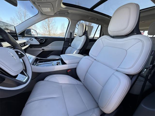 new 2025 Lincoln Aviator car, priced at $77,119