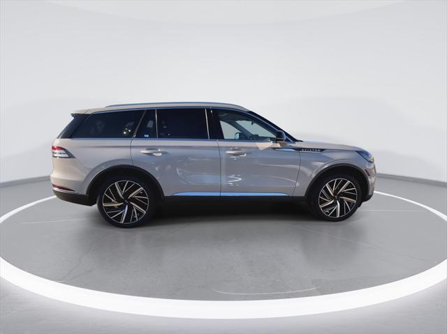 new 2025 Lincoln Aviator car, priced at $77,119