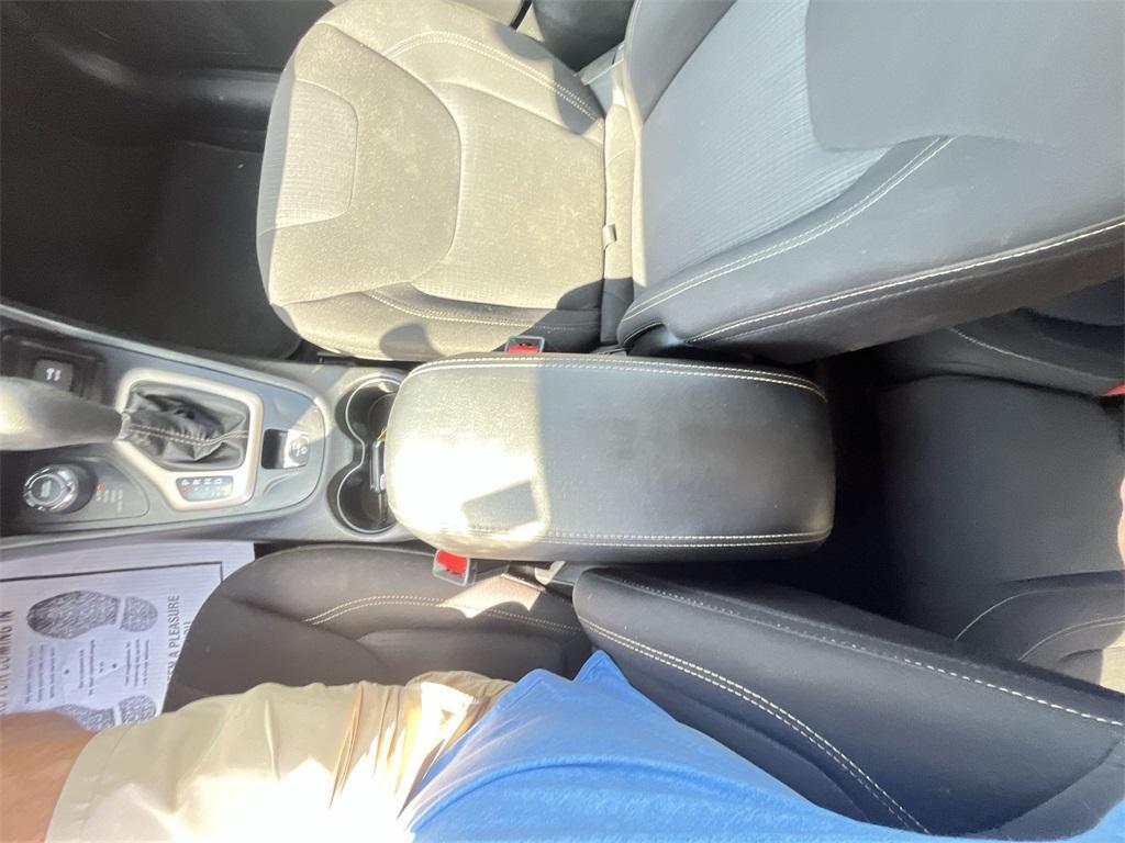 used 2017 Jeep Cherokee car, priced at $15,995