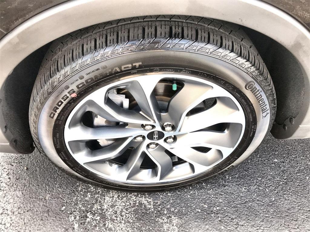 used 2022 Lincoln Nautilus car, priced at $37,550