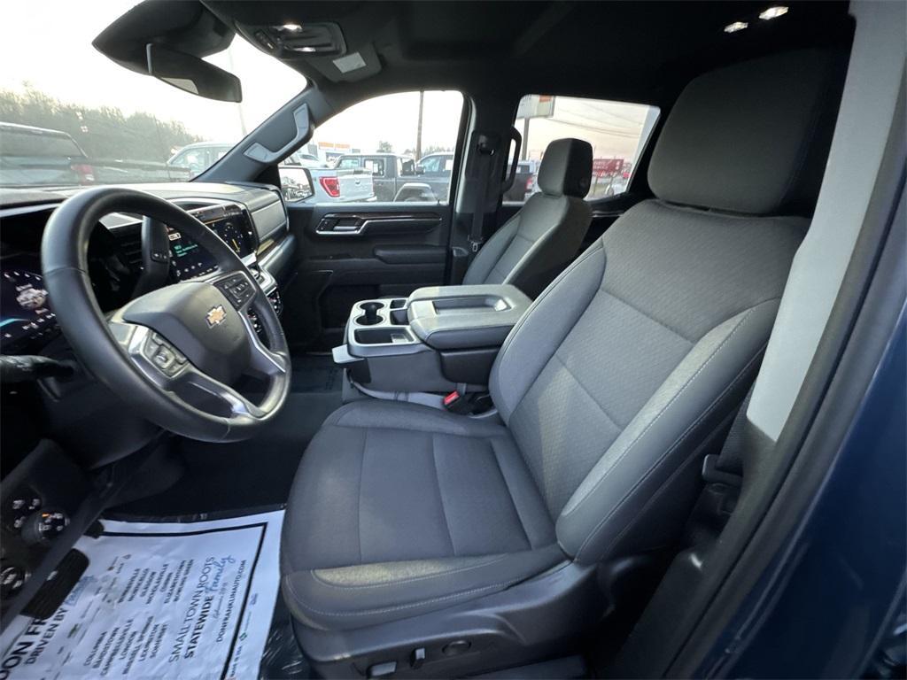 used 2024 Chevrolet Silverado 1500 car, priced at $39,860