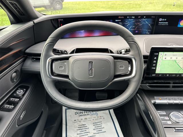 new 2025 Lincoln Nautilus car, priced at $66,355