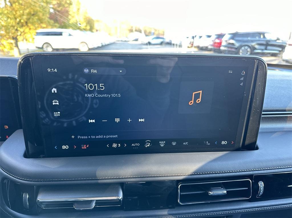 new 2025 Lincoln Aviator car, priced at $76,000