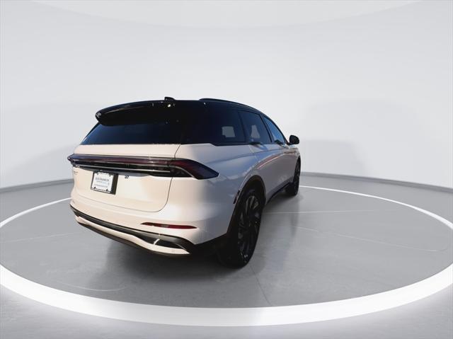 new 2025 Lincoln Nautilus car, priced at $68,461