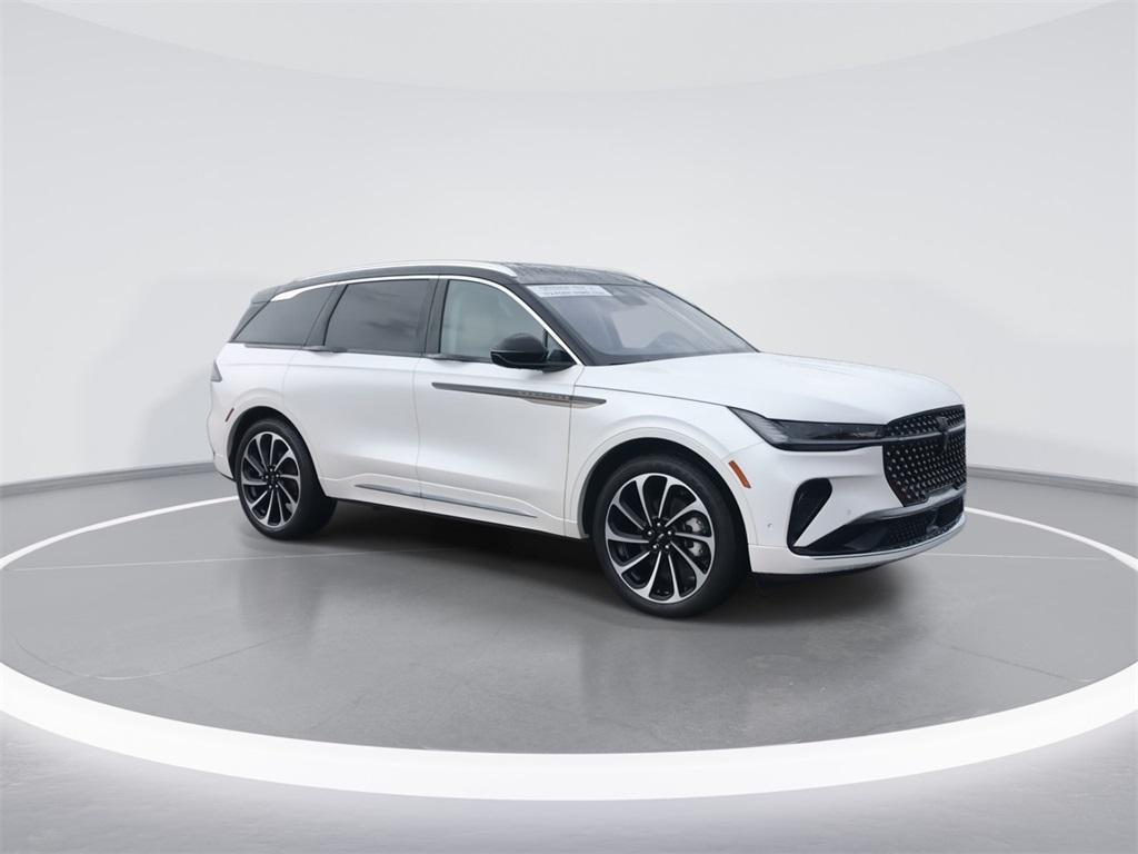 used 2024 Lincoln Nautilus car, priced at $64,716