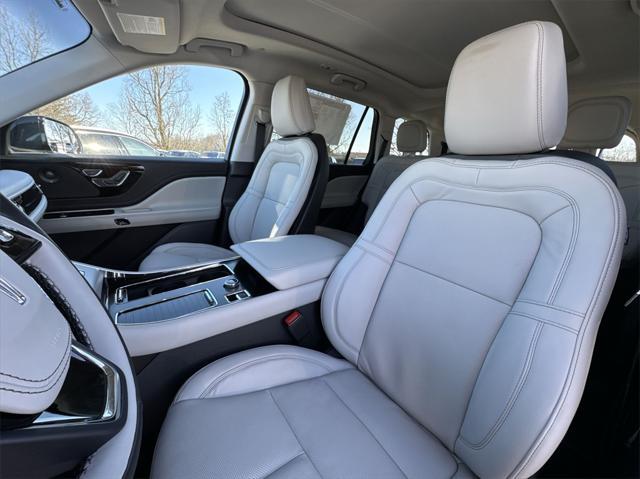 new 2025 Lincoln Aviator car, priced at $74,035