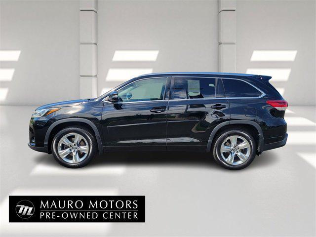 used 2018 Toyota Highlander car, priced at $21,997