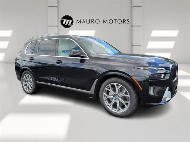 new 2025 BMW X7 car, priced at $90,905