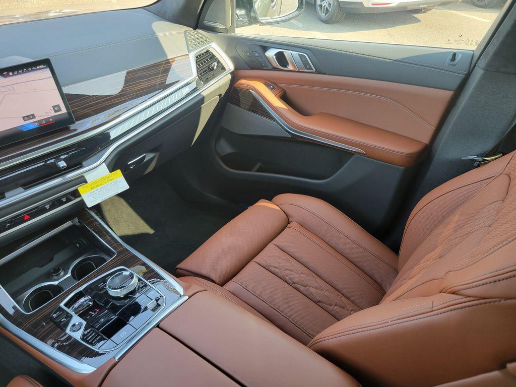 new 2026 BMW X7 car, priced at $123,980