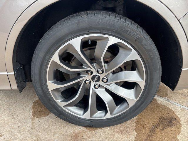 used 2021 Lincoln Aviator car, priced at $34,997