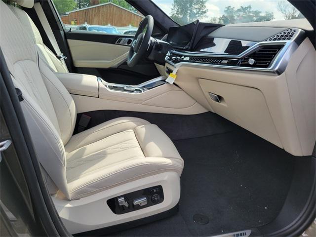 new 2026 BMW X6 car, priced at $106,925