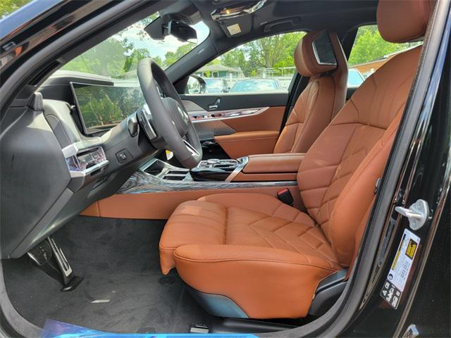 new 2025 BMW 760 car, priced at $131,225