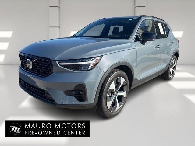 used 2023 Volvo XC40 car, priced at $27,997