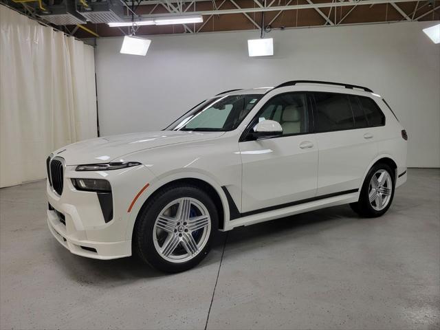 new 2025 BMW X7 car, priced at $159,695