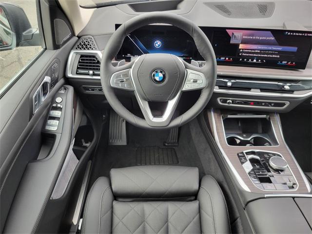 new 2026 BMW X7 car, priced at $94,930