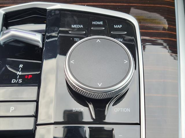 new 2026 BMW X7 car, priced at $92,630