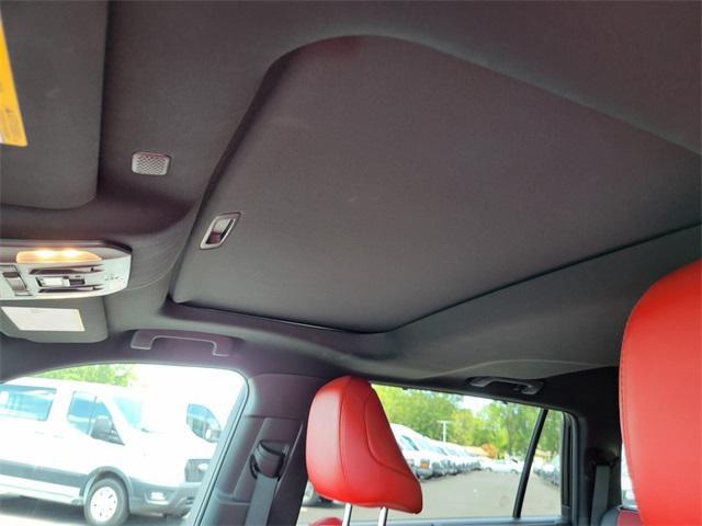 used 2021 Toyota Highlander car, priced at $33,497