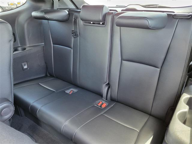used 2021 Toyota Highlander car, priced at $33,497