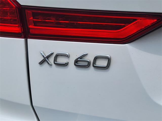 used 2021 Volvo XC60 car, priced at $24,997